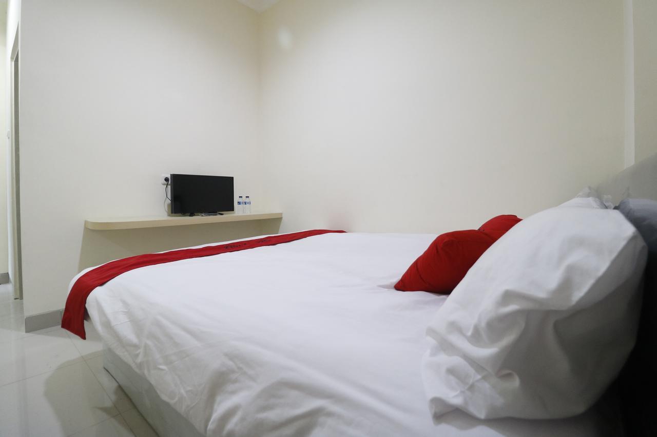 Reddoorz Plus Near Mall Ciputra Τζακάρτα Εξωτερικό φωτογραφία
